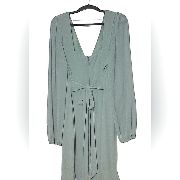 NEW Lulus Tier Elegance Sage Brush Long Sleeve Tiered
Maxi Dress, Plus Size 2X - Picture 7 of 13